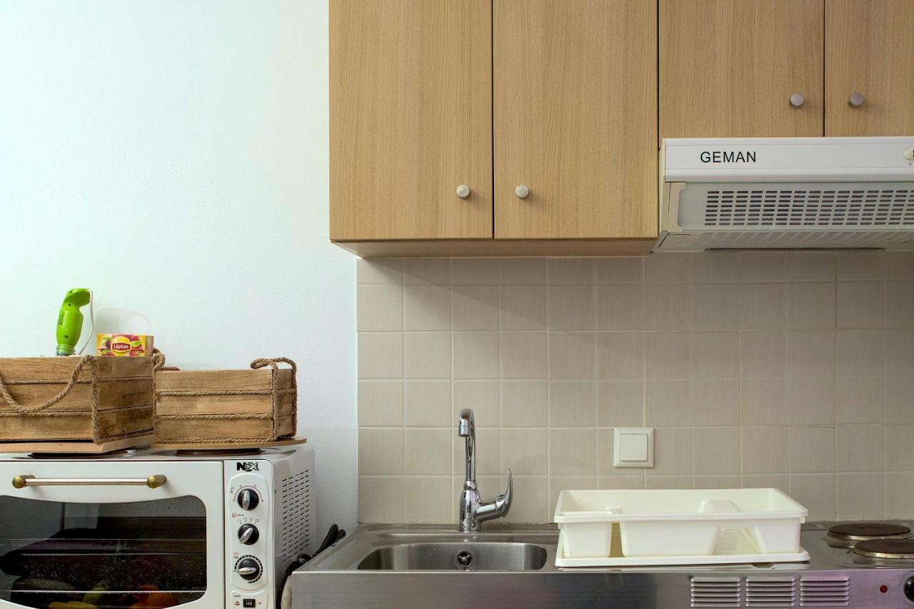 Warm Studio Apartment In Heraklion Екстер'єр фото